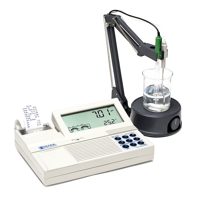 HI122臺(tái)式pH-氧化還原ORP-溫度℃測(cè)定儀